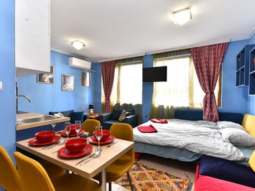 Monthly Apartment Rentals: Todorini Kuli Studio "4C"