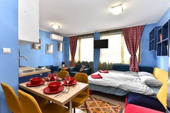 Monthly Apartment Rentals: Todorini Kuli Studio "4C"