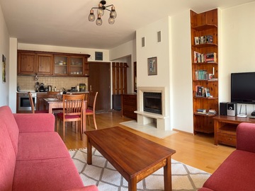 Monthly Apartment Rentals: Слънчев, просторен, панорамен апартамент в Банско