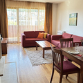 Monthly Apartment Rentals: Слънчев, просторен, панорамен апартамент в Банско